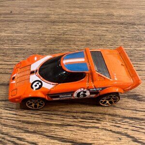 Hot Wheels Lancia Stratos Orange Die-Cast Race Car 2014 Mattel Collectible Toy